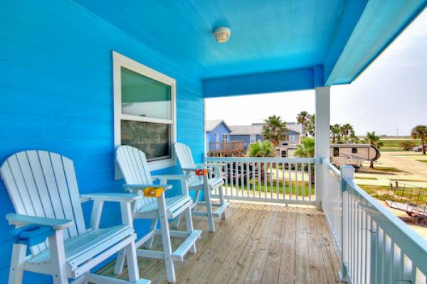 In Town Port Aransas - Porch View